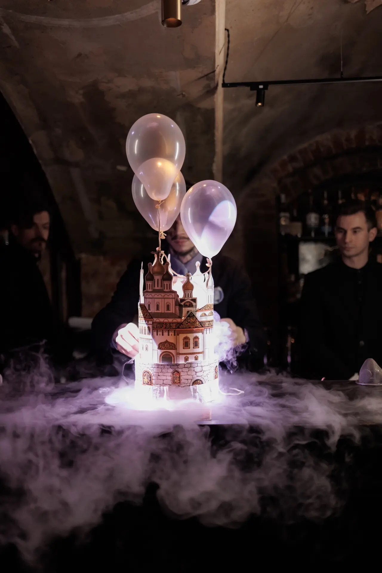 Интерьер Mendeleev Bar & Music