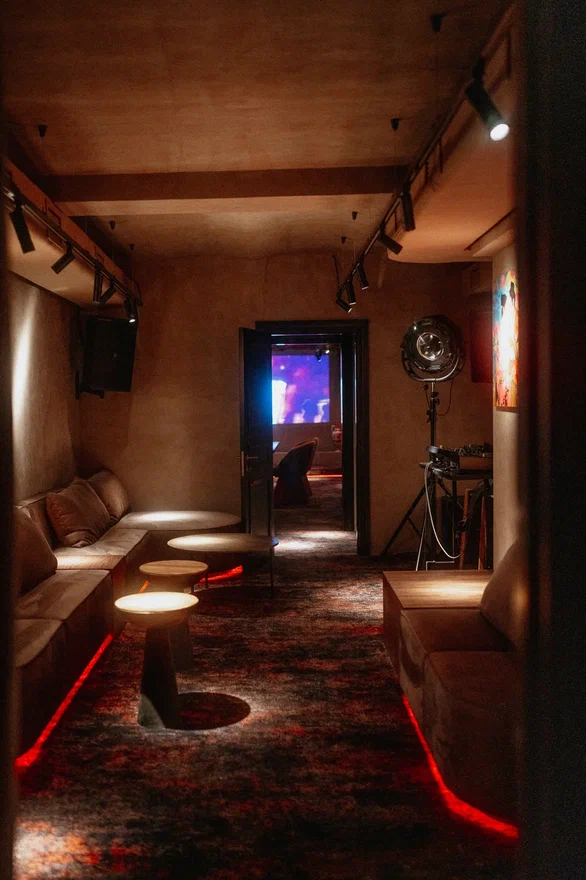 Зал Mendeleev Bar & Music